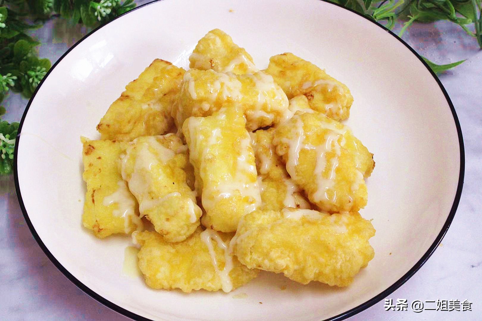 做脆皮炸鲜奶，可不是裹面包糠，教您正宗做法，外酥里嫩，真好吃