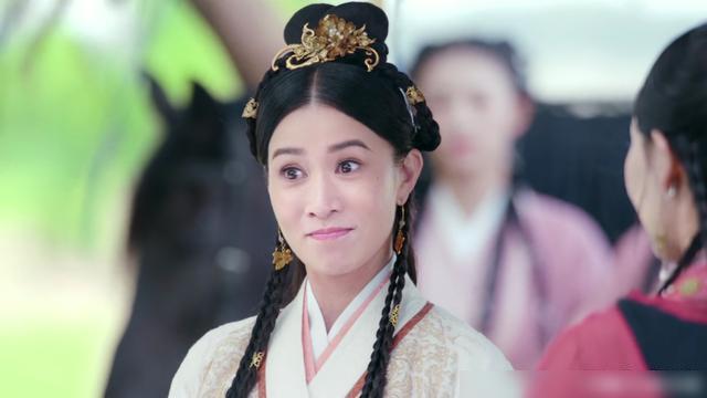 5位“裝嫩”失敗的女星，劉濤周迅勉強接受，63歲演10多歲過分了