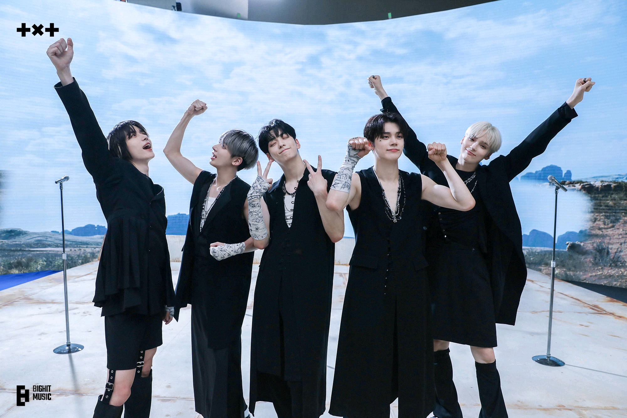 txt登全球大势男团?蝉联日本榜单冠军,bts外唯一进top10的kpop