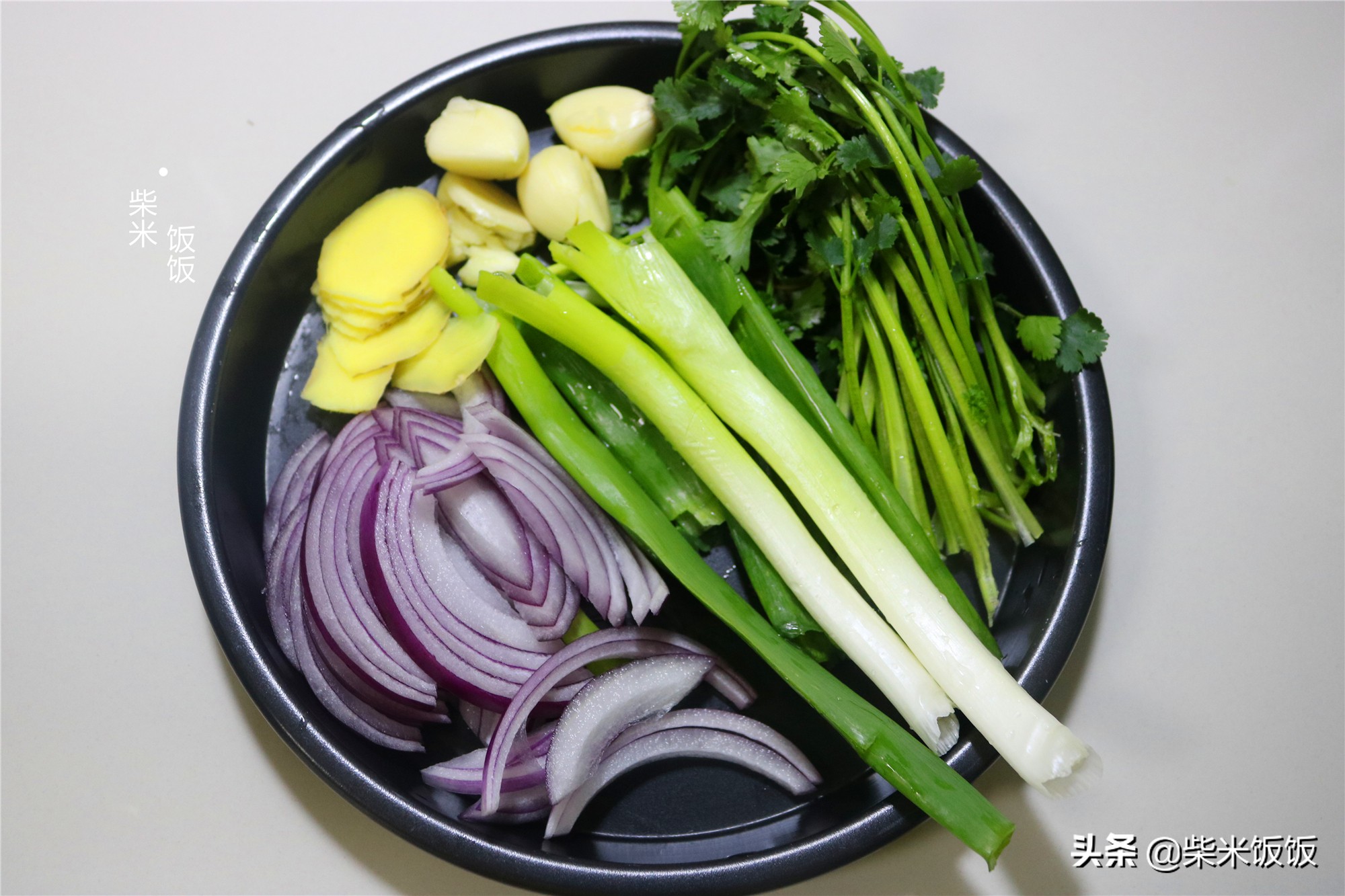 做辣椒油，我常用這8種香料，鮮香四溢，拌什麼菜都好吃