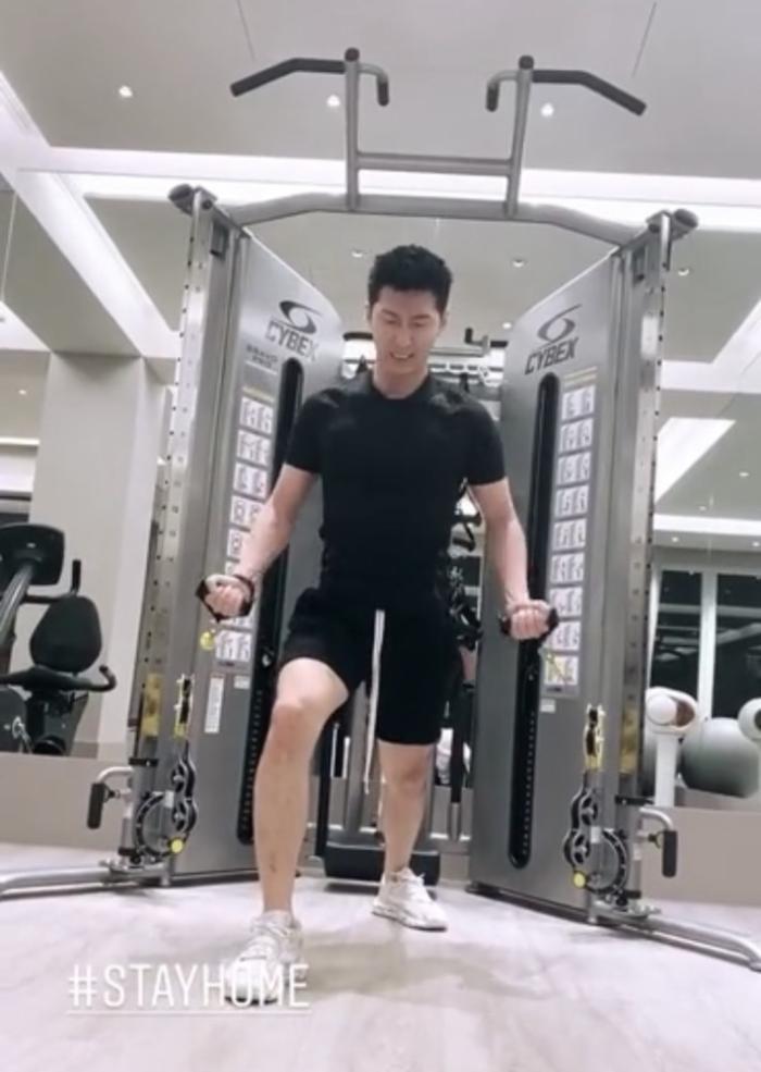 好事将近，窦骁与女友何超莲同居试婚？三太或已接受窦骁