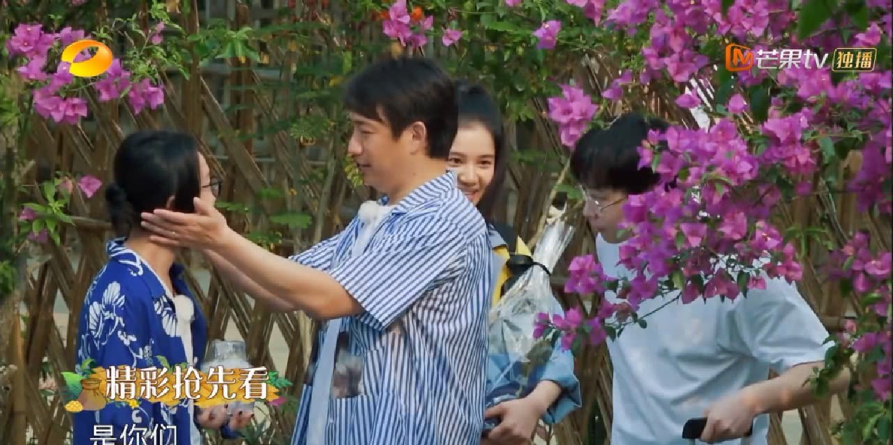 《向往4》首批嘉宾都是关系户，黄磊差别对待，彭昱畅发际线亮了