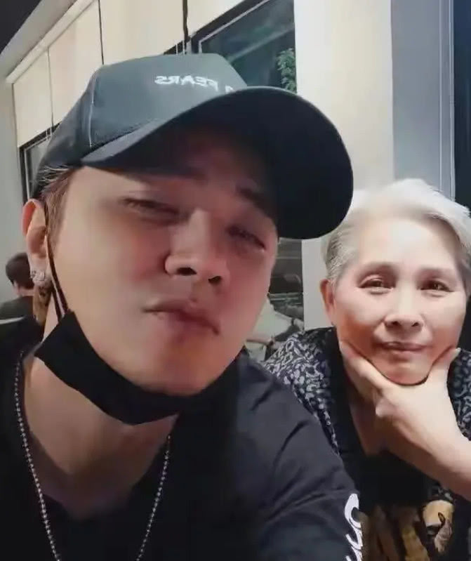 罗志祥沉默6天再发声：请不要再攻击我妈妈了，