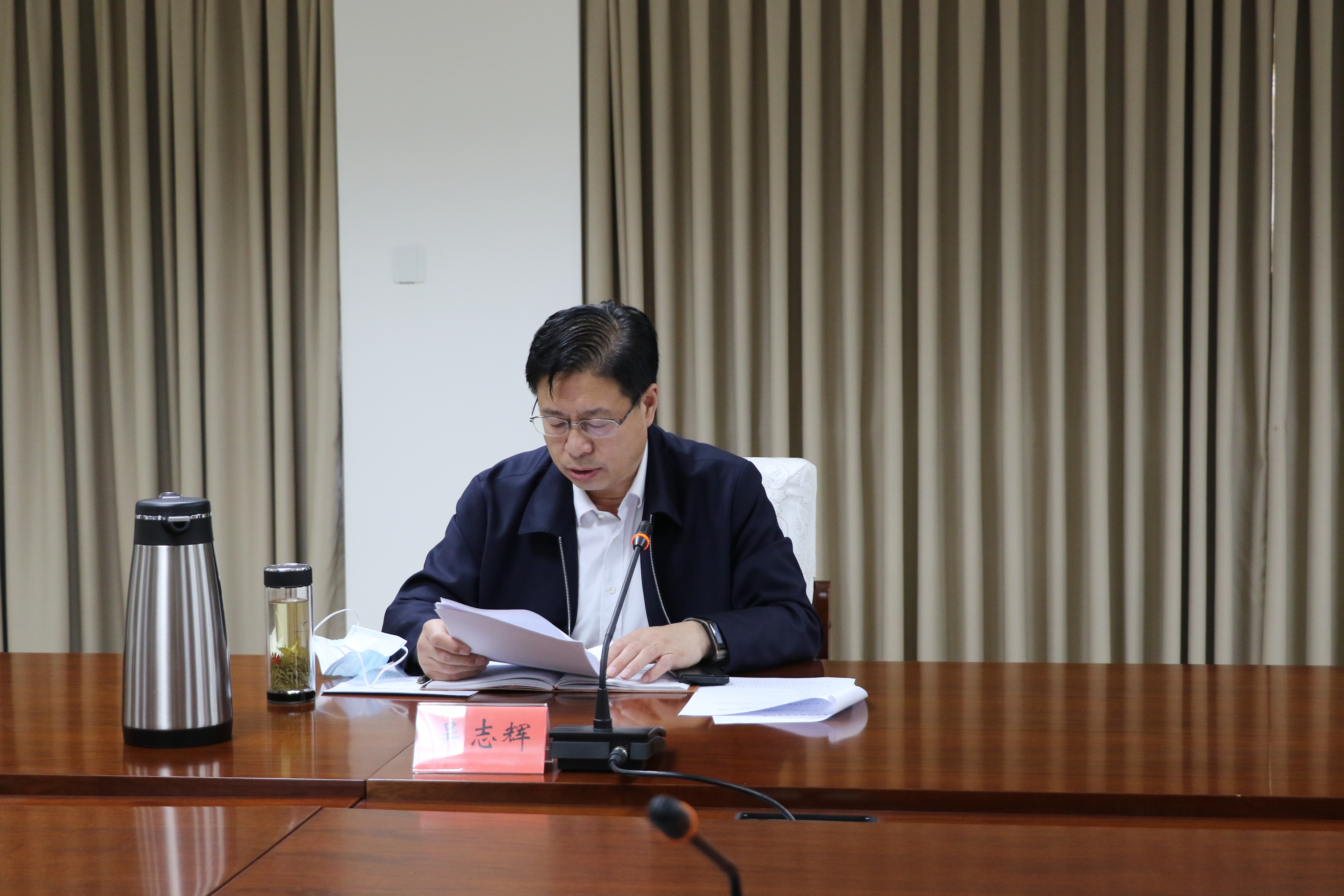 河北省信访局召开理论学习中心组党史学习教育专题（扩大）会议