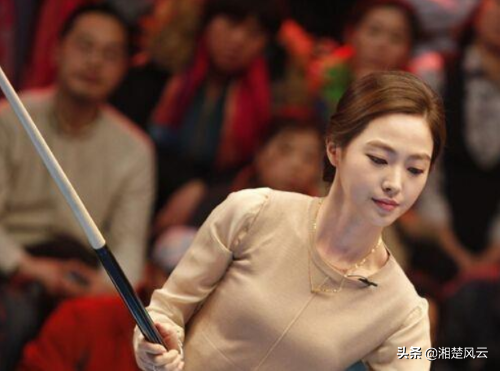 车侑蓝是世界冠军，被称韩版张柏芝，与九球女神潘晓婷比谁更漂亮