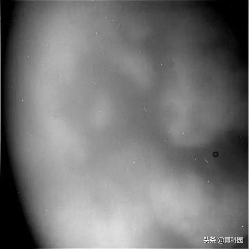 土星最大的卫星土卫六，大气层竟来自于内部？