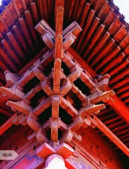 中國古建之美｜門、門墩、門環、門釘、斗拱、飛檐、屋頂、馬頭墻