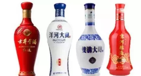 你知道浓香型白酒分三大派吗？三大派你爱喝哪一派呢？