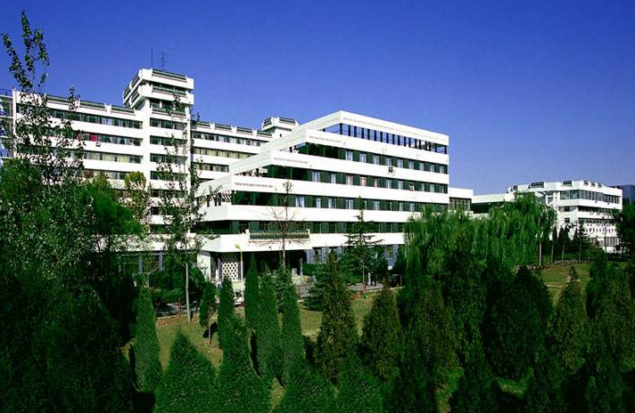 四年录取数据告诉考生，多少分可以考入北京中医药大学
