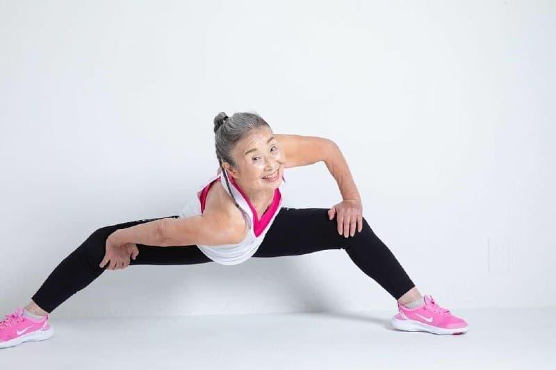 How the 90-year-old Takimika trains.Japanese athletes show 5 anti-aging  sports - iNEWS