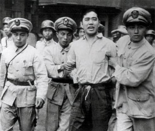 杨登瀛：潜伏中统多年，晚年哀求陈赓证实身份，遗言：我不是叛徒