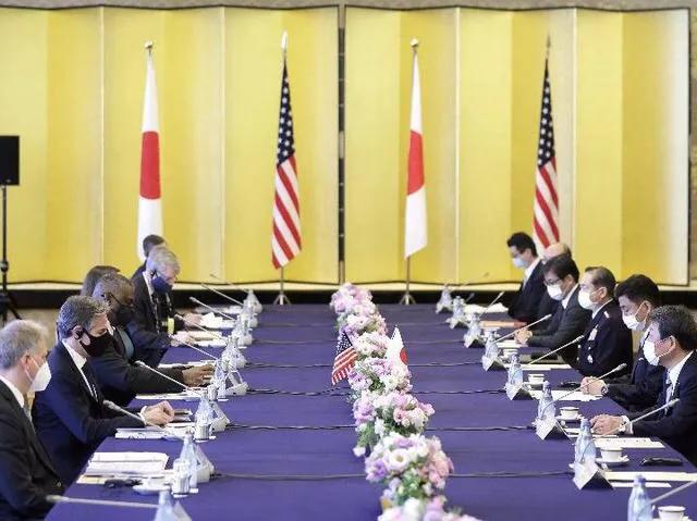 果然，日本露出了真面目，普京的大棒还真砸对了