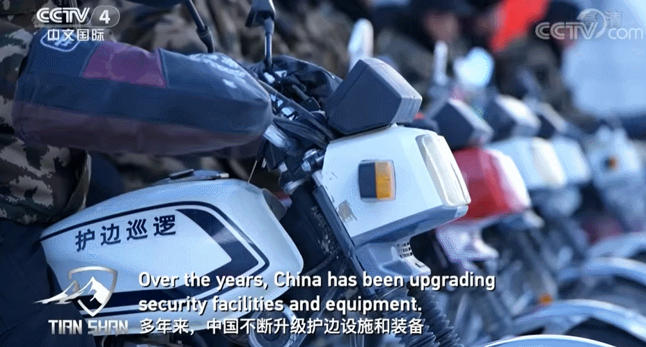 一群白种人却穿中国军装，为祖国驻守边疆，千万别叫他们老外