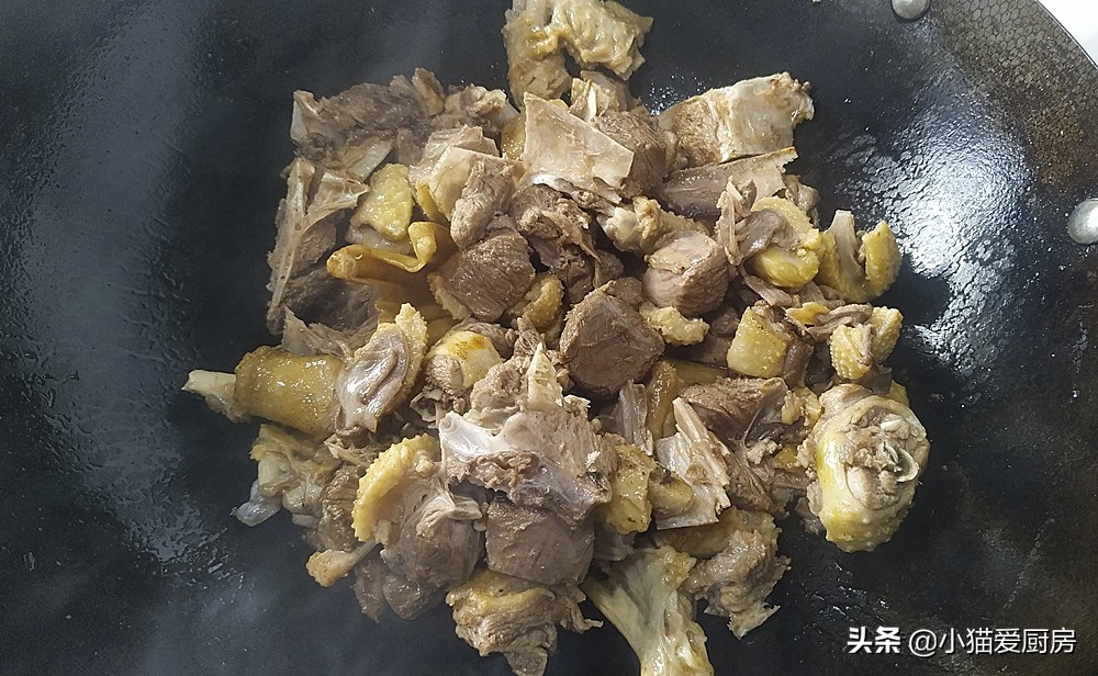 图片[9]-小猫把鹅肉这样做 简单的和土豆烧一大锅 吃一口满嘴留香 好吃-起舞食谱网