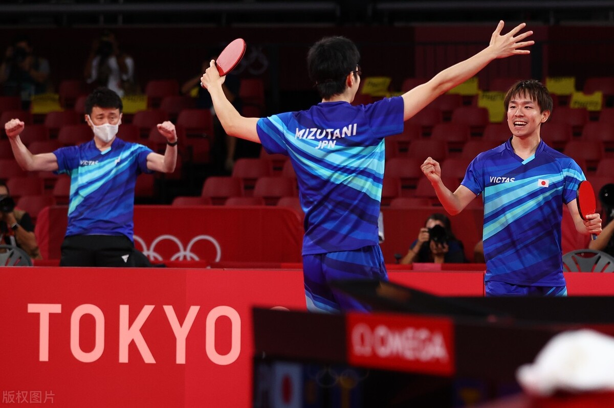 Why did the head coach of the Japanese men's table tennis team take the