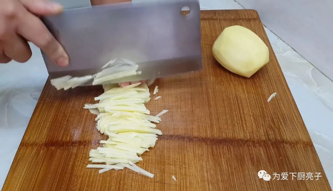 家常蔬菜捲餅做法，掌握配方技巧，張張柔軟勁道，真的太好吃了