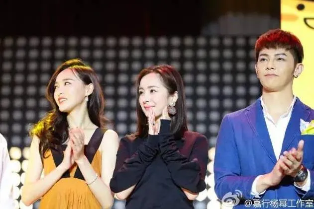娱乐圈塑料姐妹情:钱可以一起挣,饭可以一起吃,但老娘必须最美