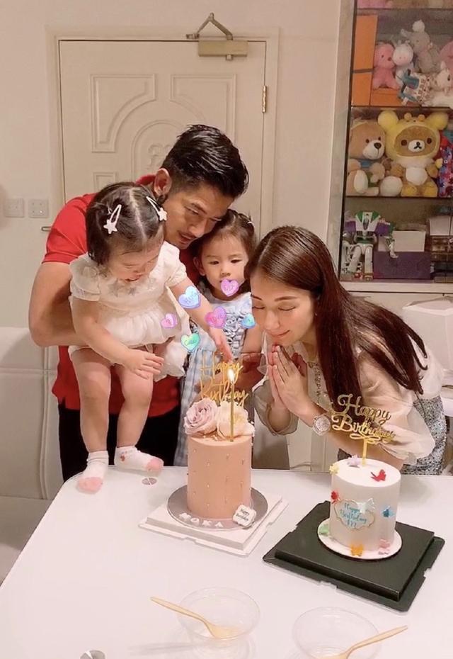 方媛520曬夫妻合影，郭富城送大束紅玫瑰，配合嬌妻秀足恩愛