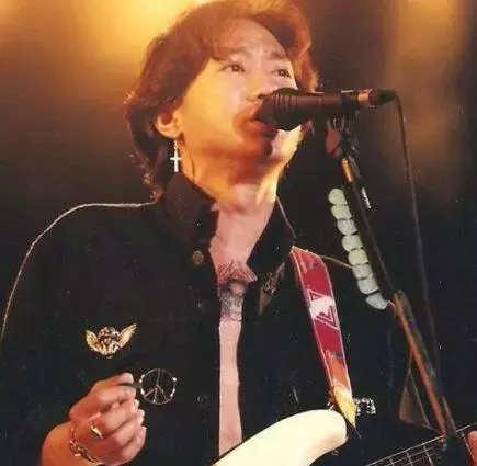 请回答1993:那一年窦唯如日中天,家驹不幸离世…