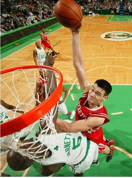 阻碍中国男篮腾飞的因素有很多，NBA算一个！