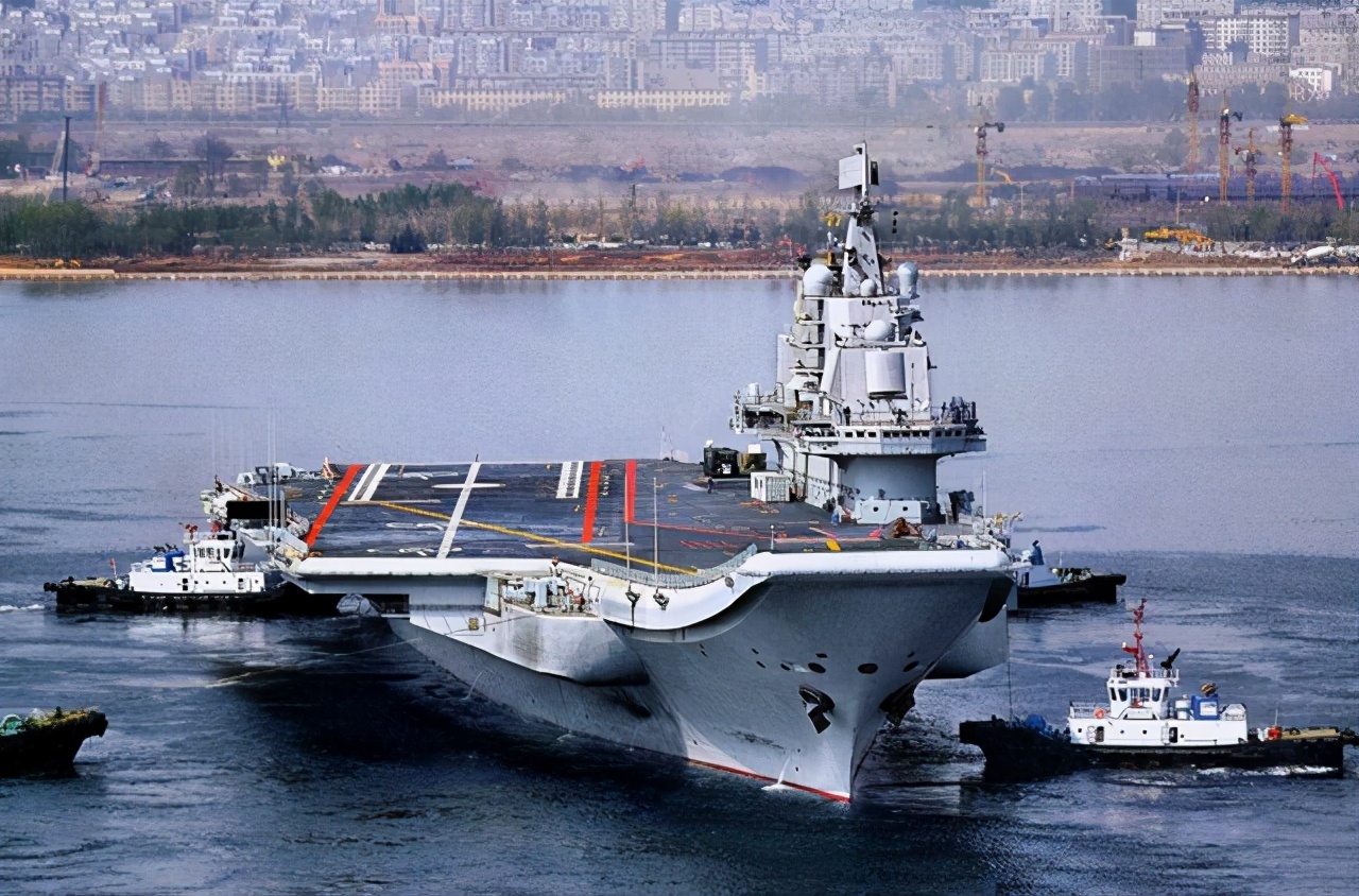 击沉一艘航母到底有多难？要付出多少代价？美国测试了25天