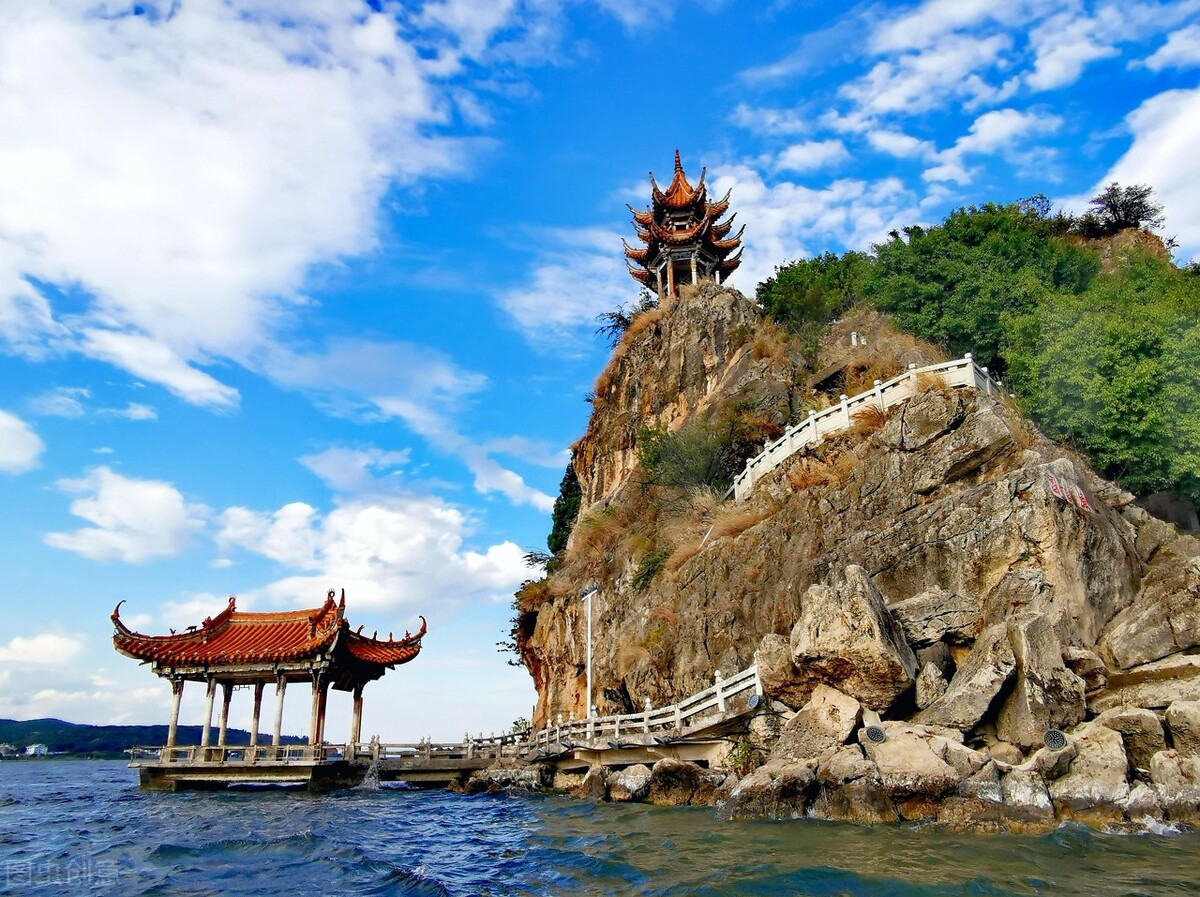 抚仙湖里的"阳光海岸",被誉为"蓬莱仙境",你去过吗?