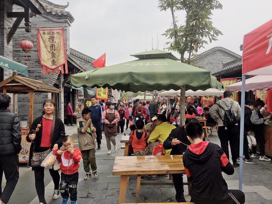 中秋國慶喜相逢,，洽川濕地氣氛濃（組圖）