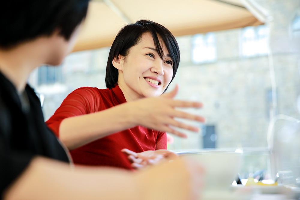 好评率80%，被热捧的“姐姐”是否过度消费？秀才艺还是出洋相？