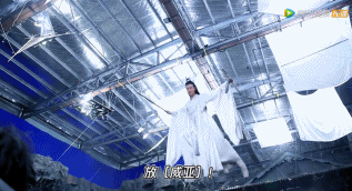 Old affection male group exceeds respect property! The face that resemble battle buries sewage, yu Bin pours condole encephalemia, zhu Zanjin rolls stair