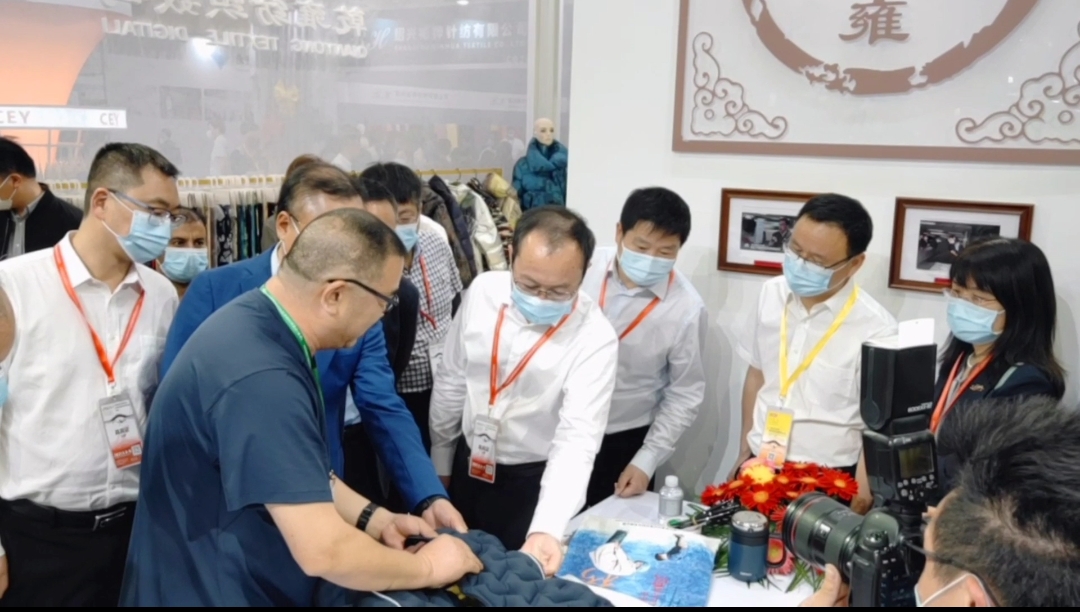 Fermeture précise de la nouvelle opportunité d'affaires "double canal" 2021 Keqiao Spring Textile Fair