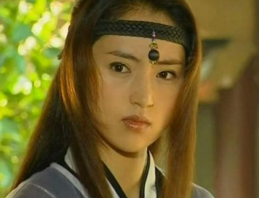 从1线沦为18线，为赚钱代言十几个微商，到头来