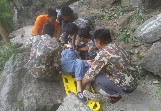 邓超孙俪庆祝结婚9年：完美伴侣，不过是一场骗