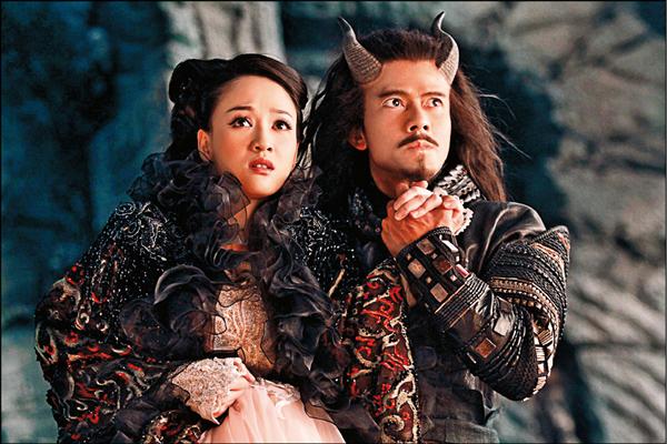 这8部电影全是烂片，但却个个票房破十亿，真不