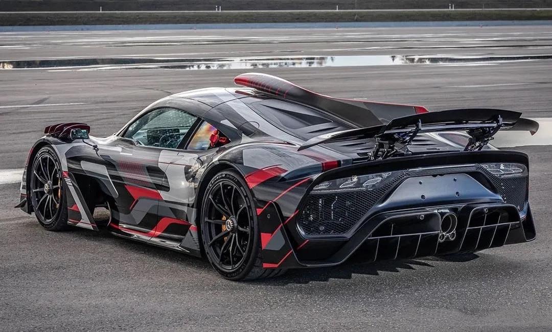 这款奔驰AMG跑车排量只有1.6L，加速却比布加迪还快