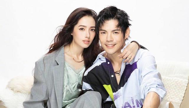 郭碧婷到底是怀没怀？向佐发文称欢迎新成员，向太也回应了