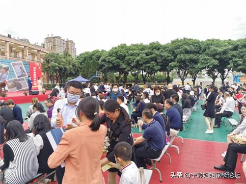 成都树德中学博瑞实验学校怎么样?成人典礼(图4)