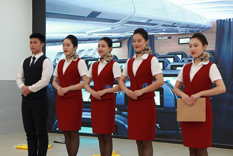 双流区首届航空服务专业学生技能大赛在双流建校成功举行