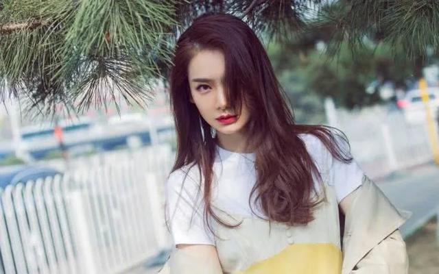 戚薇说自己不适合古装，导演说试试看，结果倾