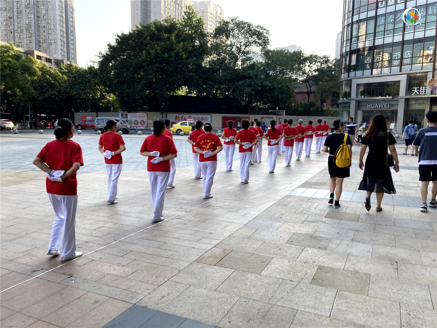 重庆广场舞将按条例管理，禁止侵扰他人，积累矛盾能否化解？