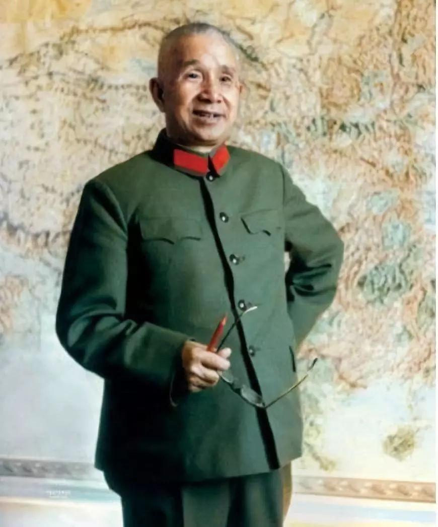 抗美援朝点将主帅，毛主席两次换人，彭德怀为