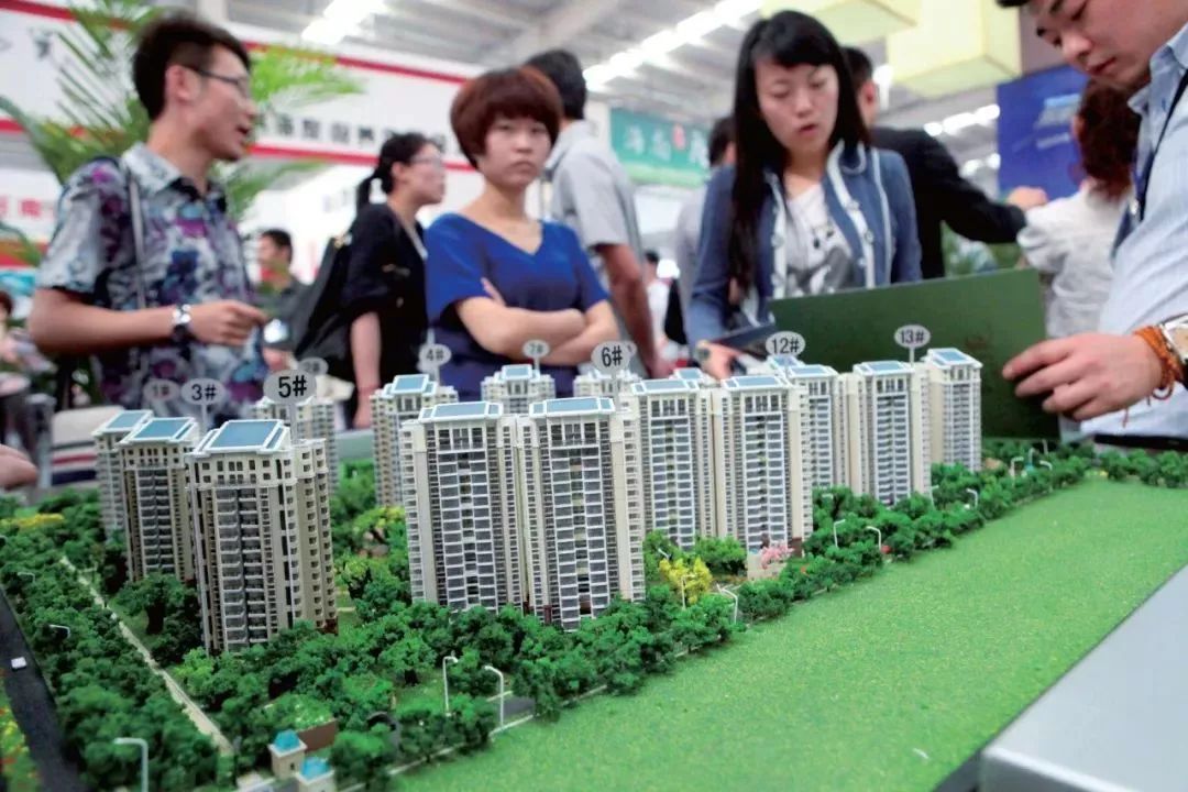 张杰谢娜也租房，应该“买房住”还是“继续租