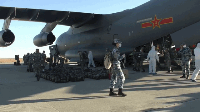 ����Ͷ����װ���ӣ���20�ٴ���һ�Σ���Ͷ�߼���Ϊ����˹�ų���