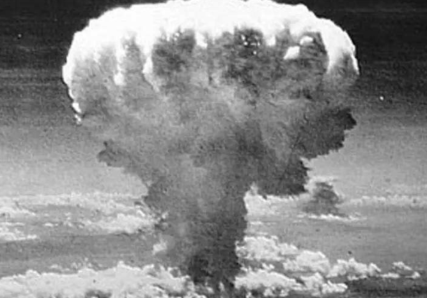 我国第四代核武获重大进展，原子弹也许面临淘汰，美国表示很惊讶