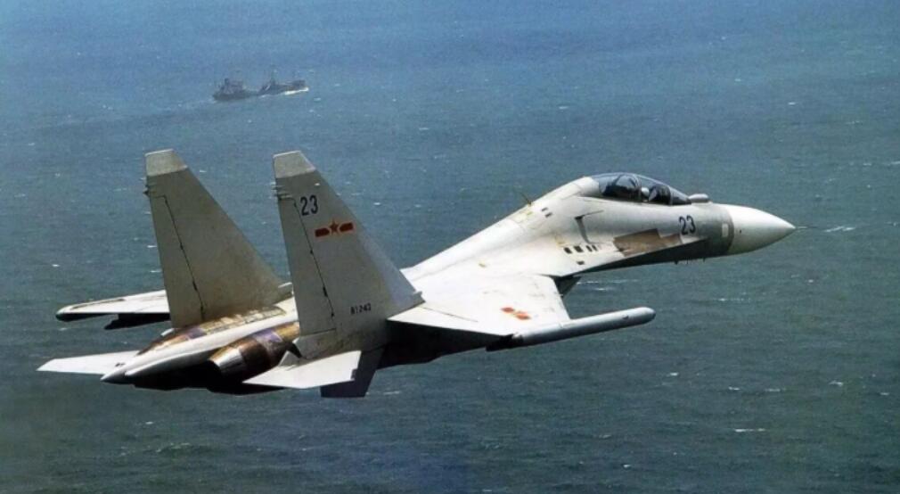 ����ս����������������У��Ѿ߱�Χ��֮����̨��װ�������ҿ���