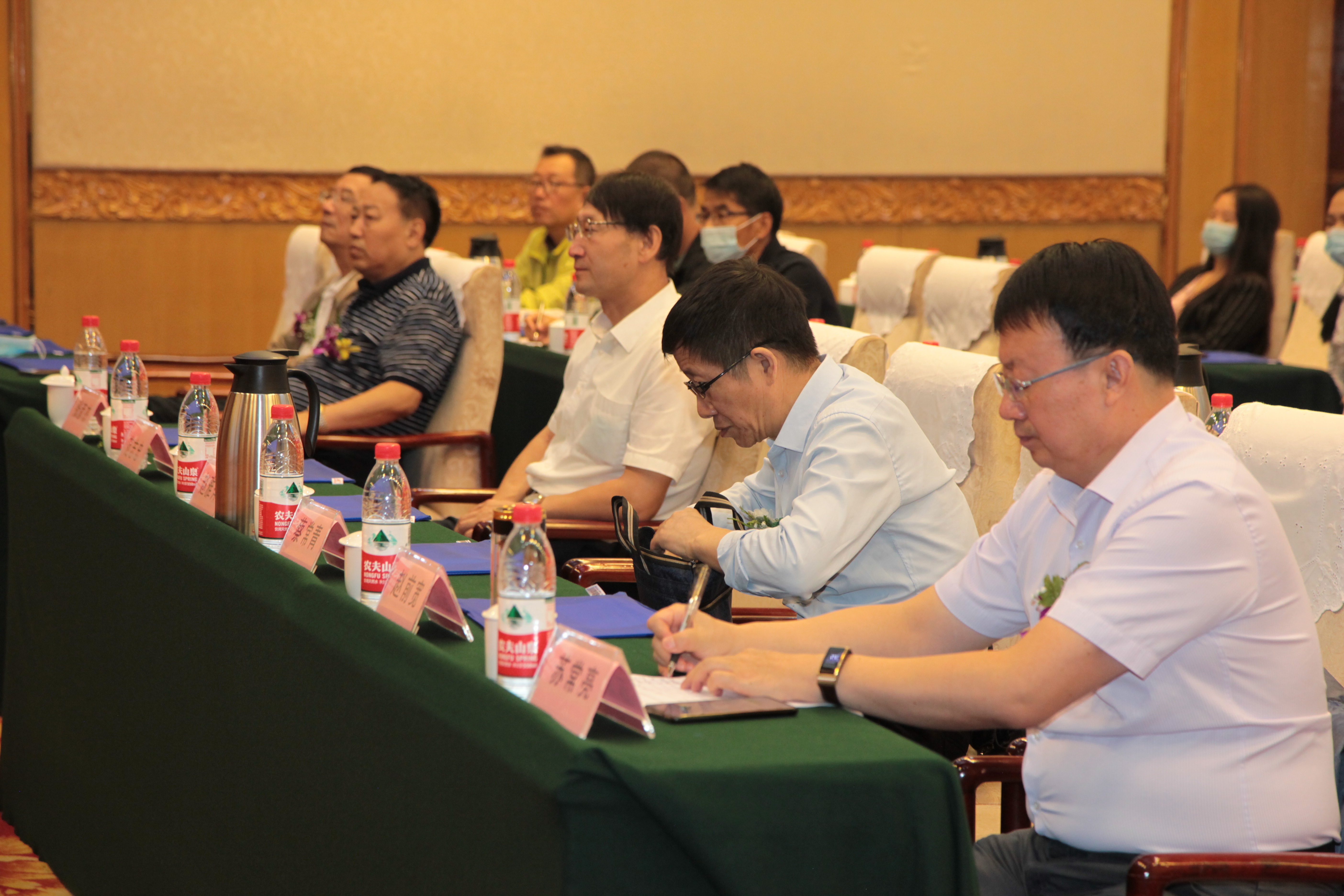 从红色文化与道德文化中汲取力量，这场文化论坛会别开生面
