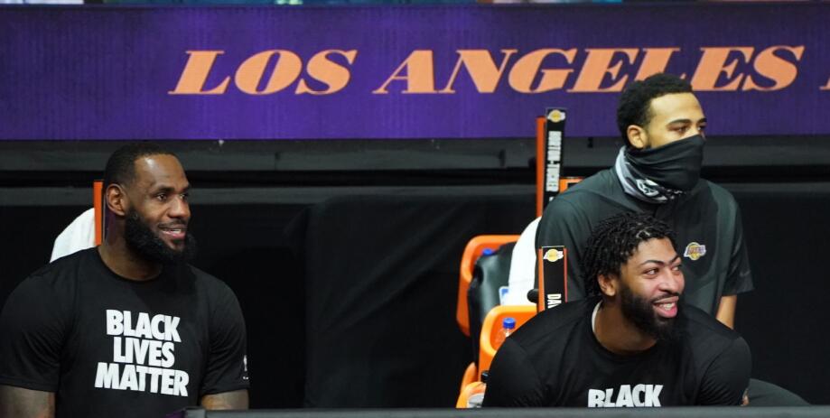 湖人G2賽後最新消息！利拉德請戰打G3，濃眉調侃老詹遭爆粗口