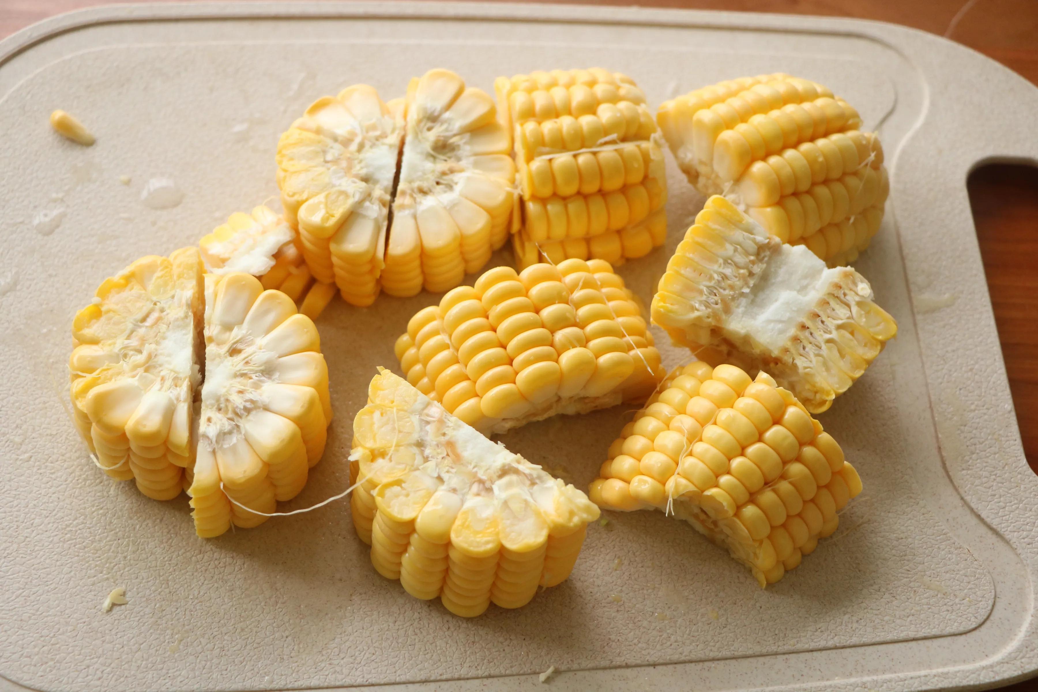 夏天到了，孩子沒胃口，燉上這樣一鍋菜，開胃又下飯，太好吃了