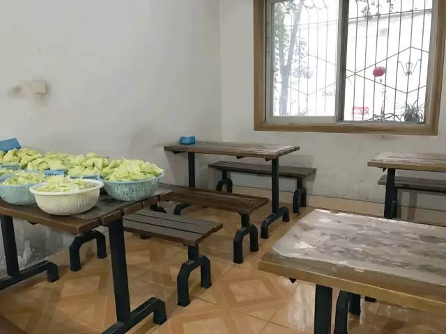 美食界扛把子都藏在成都三江鞋厂、东郊记忆等