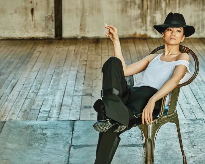 穿旗袍去奥斯卡的巩俐，才是红毯鄙视链的王者