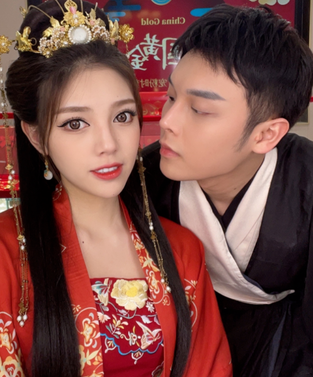 Piggy gentleman follows bag just parted company, han Anran establishs Ma Gao to move Guan Xuan " new male friend " , drama is a bit much